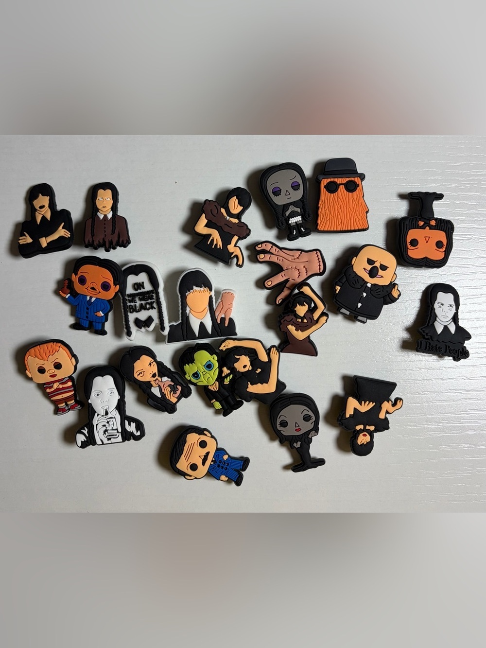 🆕 Addams Family Cartoon PVC Charms - Assorted Black, Green, Orange & Skin Tones
